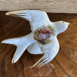 VTG‎ Limoges Bird Miniature 1.75" Figurine Victorian Couple White Gold Gilt Trim